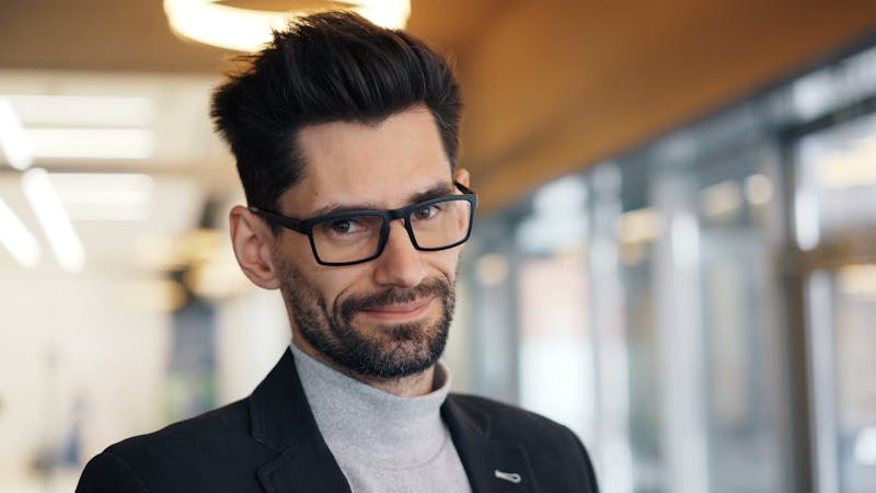 Portrait de Marc Dupont, PDG et co-fondateur d'ALLOPNEUS